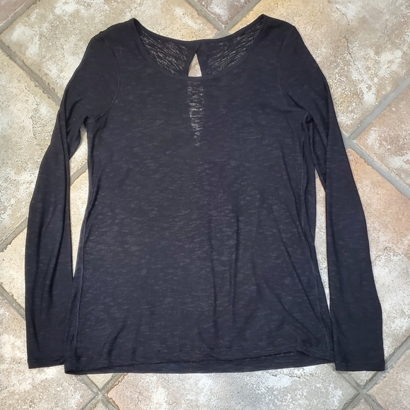 Lulu🍋Low Key Long Sleeve - Picture 3 of 5